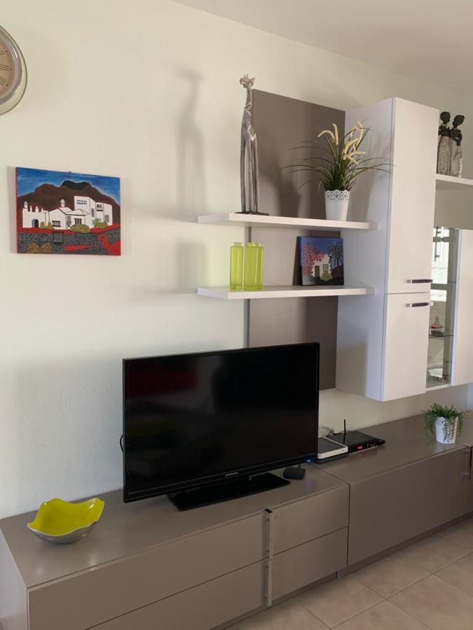 Lovely Villa Nico Playa Blanca, Hot Tub, Communal Pool Εξωτερικό φωτογραφία